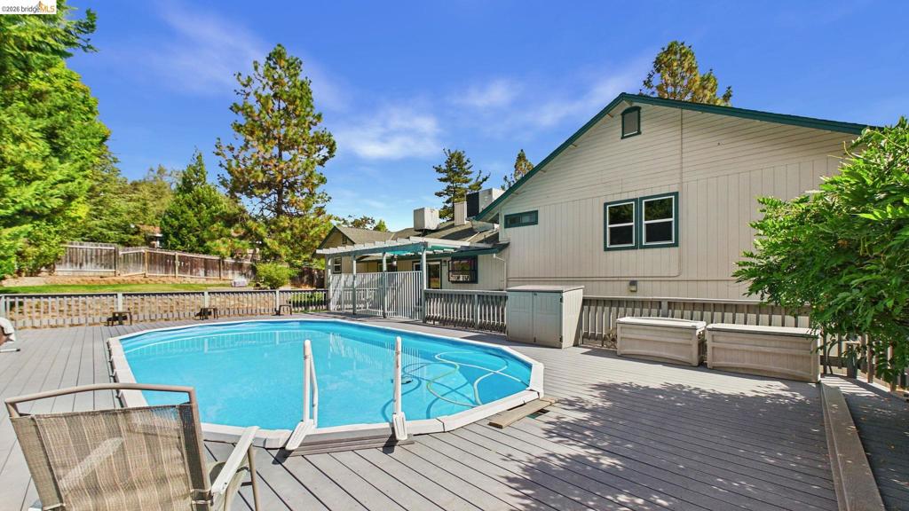 21710 Hyde Street, Sonora, CA 95370-6954