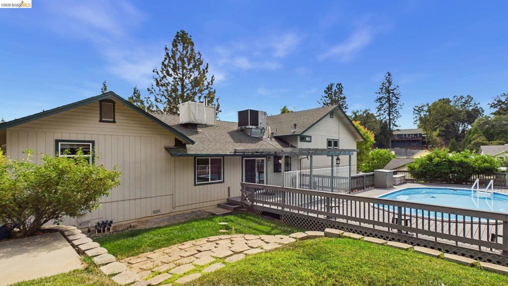 21710 Hyde Street, Sonora, CA 95370-6954