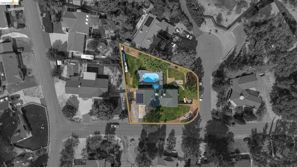 21710 Hyde Street, Sonora, CA 95370-6954