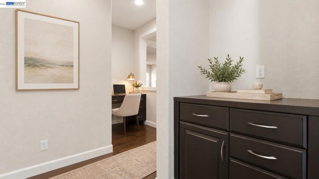 565 Fallsburg Court, Brentwood (CC), CA 94513