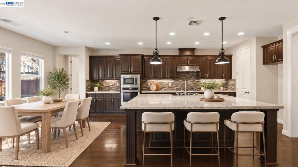 565 Fallsburg Court, Brentwood (CC), CA 94513