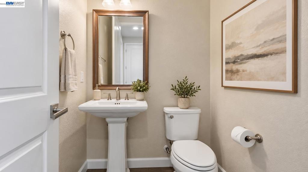 565 Fallsburg Court, Brentwood (CC), CA 94513