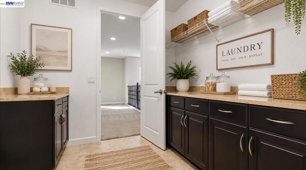565 Fallsburg Court, Brentwood (CC), CA 94513