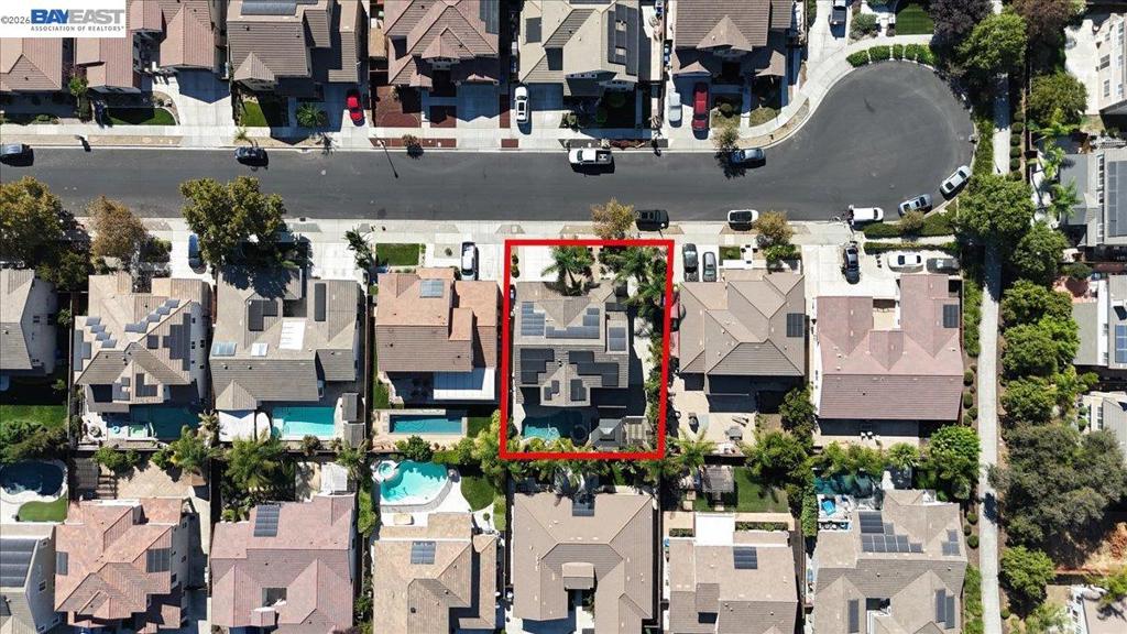 565 Fallsburg Court, Brentwood (CC), CA 94513
