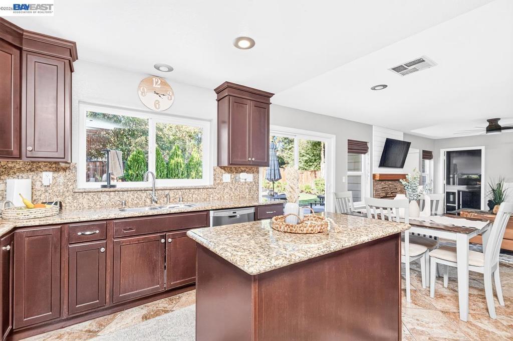 4785 Mills Dr, Brentwood (CC), CA 94513