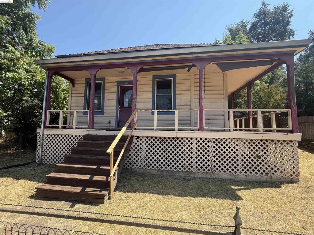 211 N Washington St, Sonora, CA 95370