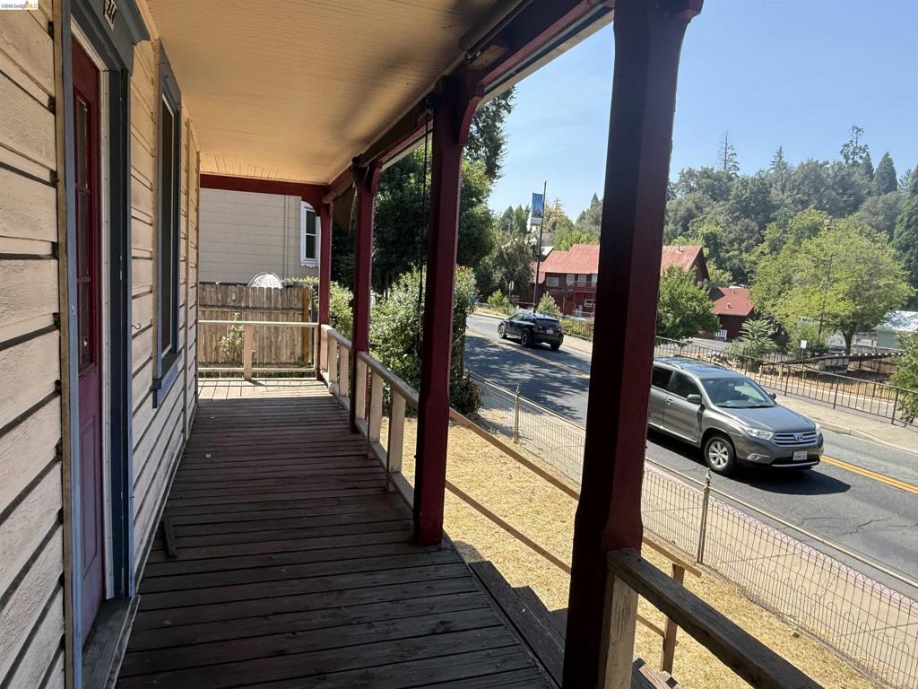 211 N Washington St, Sonora, CA 95370
