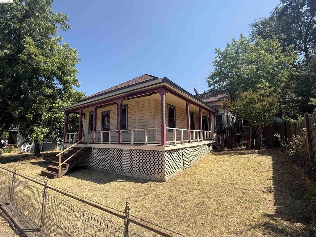211 N Washington St, Sonora, CA 95370