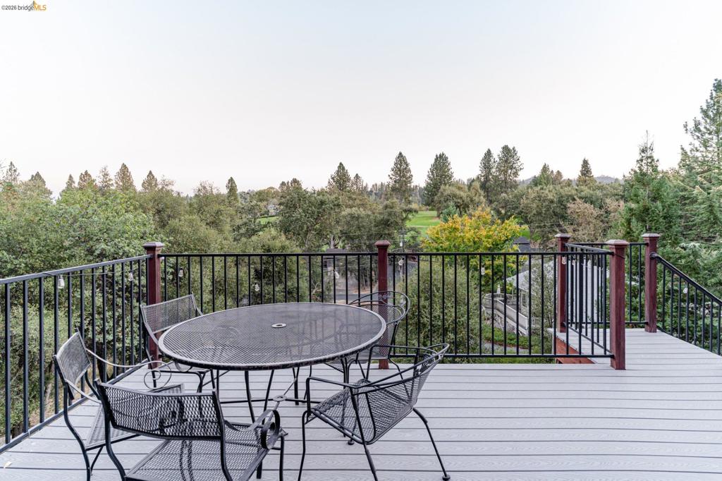 19685 GOLDEN ROCK CIR, Groveland, CA 95321