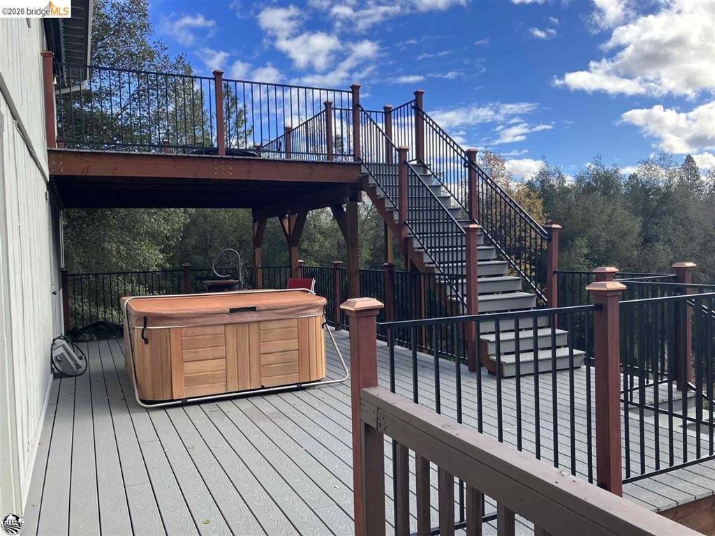 19685 GOLDEN ROCK CIR, Groveland, CA 95321