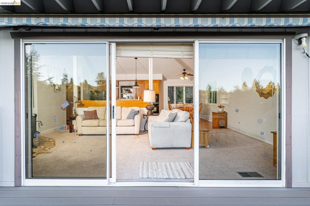 19685 GOLDEN ROCK CIR, Groveland, CA 95321