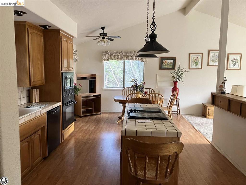 19685 GOLDEN ROCK CIR, Groveland, CA 95321