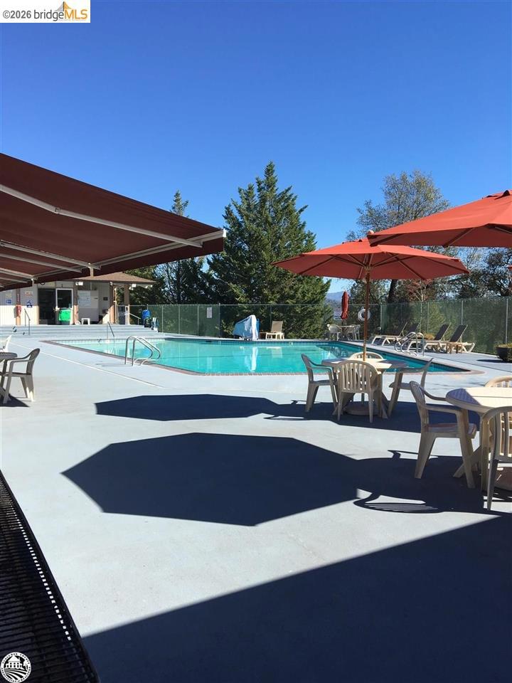 19685 GOLDEN ROCK CIR, Groveland, CA 95321