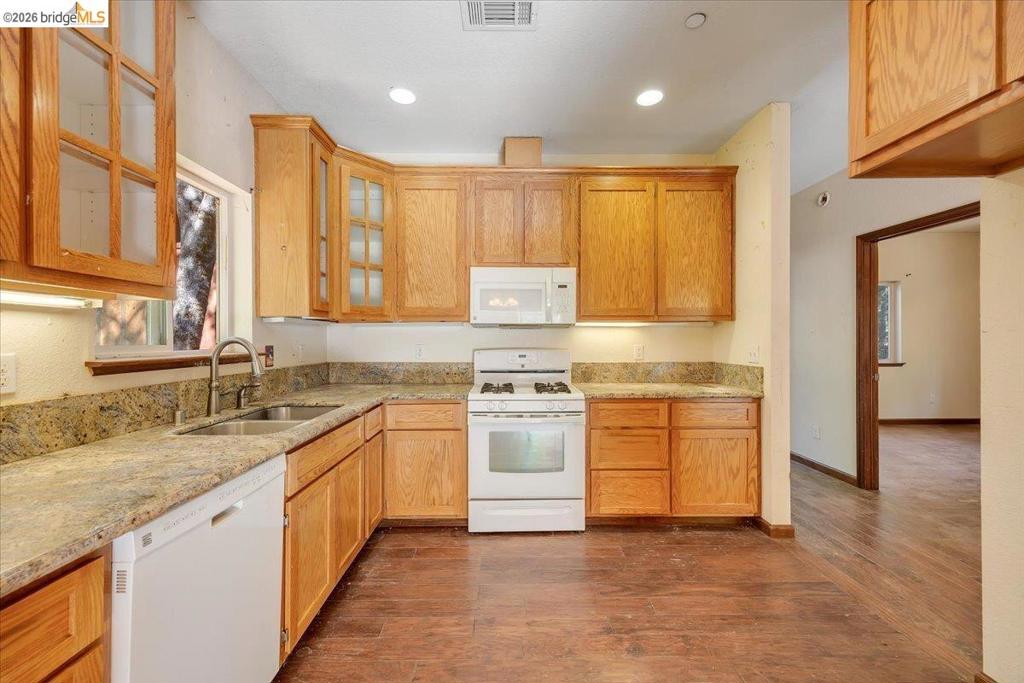 17003 E Brookside DR, Sonora, CA 95370