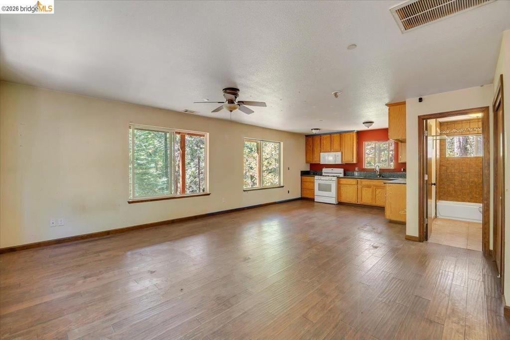 17003 E Brookside DR, Sonora, CA 95370