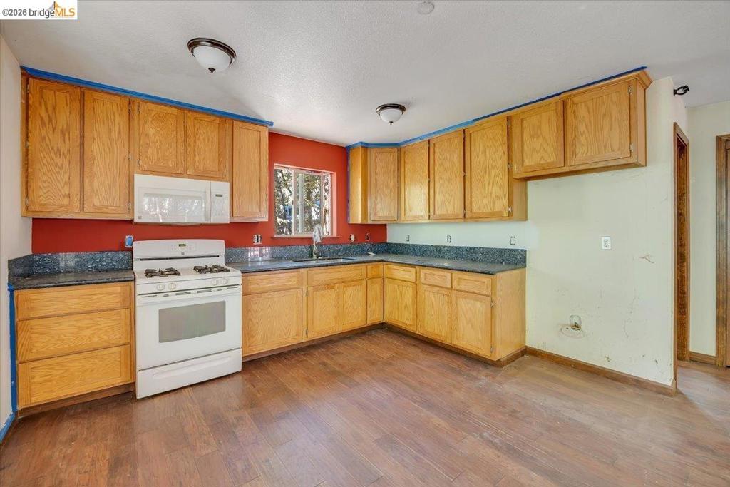 17003 E Brookside DR, Sonora, CA 95370