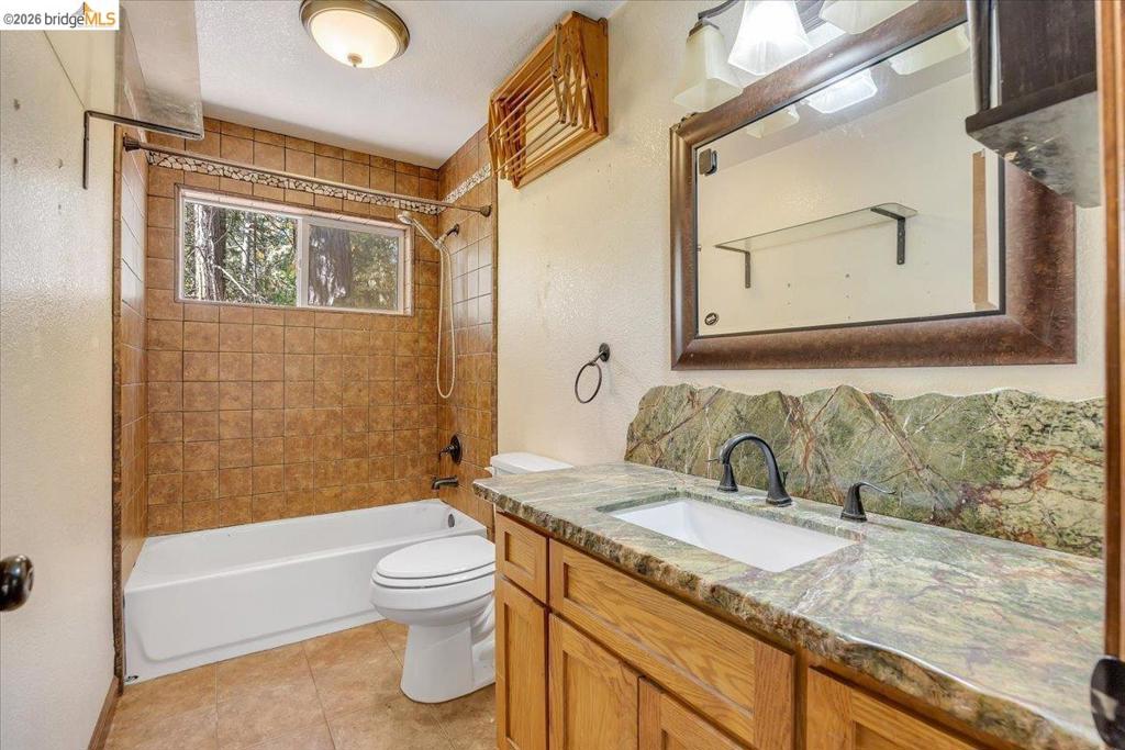 17003 E Brookside DR, Sonora, CA 95370