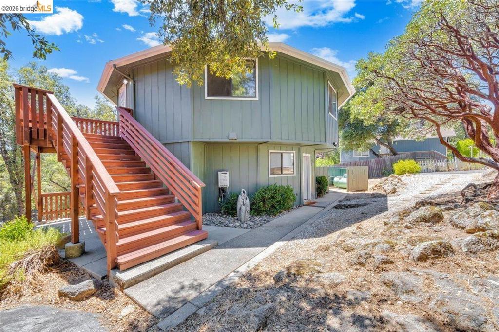 21065 Crystal Falls Dr, Sonora, CA 95370