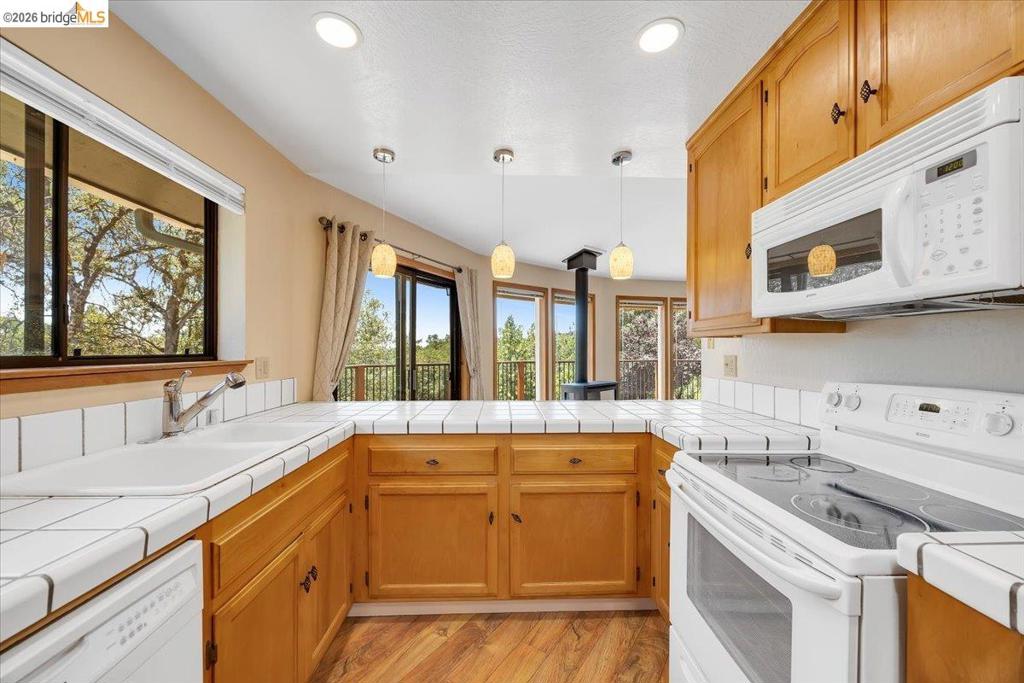 21065 Crystal Falls Dr, Sonora, CA 95370