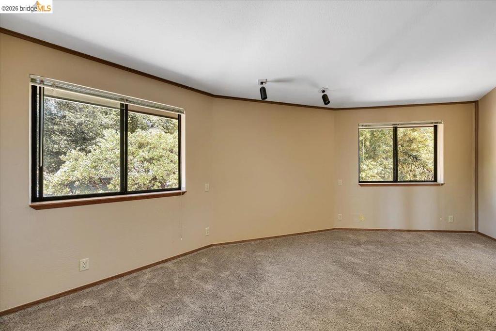 21065 Crystal Falls Dr, Sonora, CA 95370