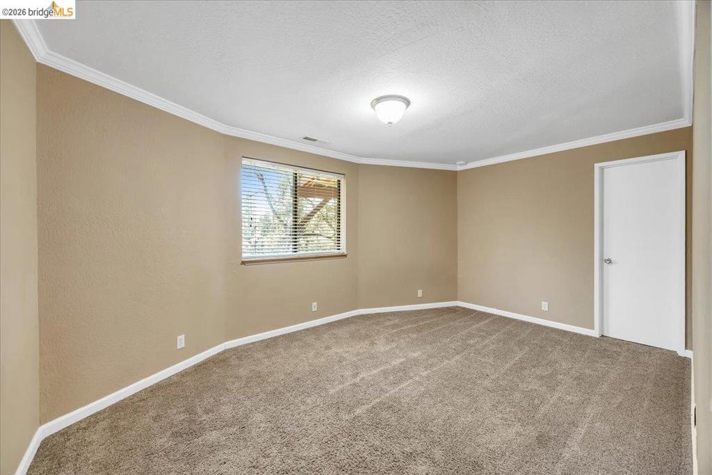 21065 Crystal Falls Dr, Sonora, CA 95370