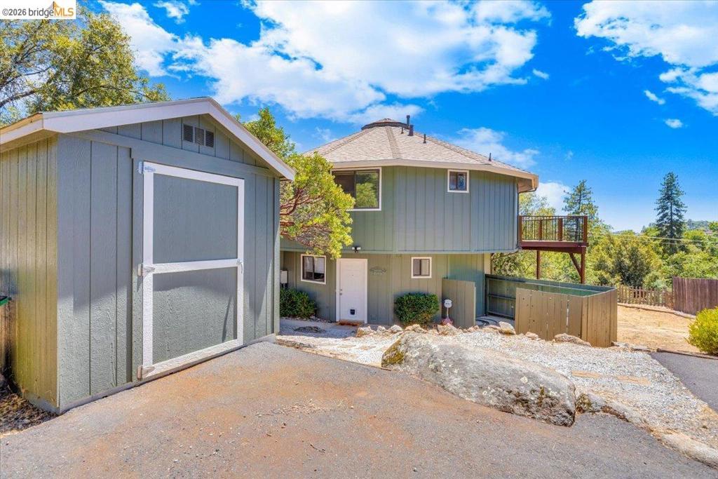 21065 Crystal Falls Dr, Sonora, CA 95370