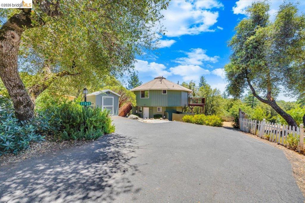 21065 Crystal Falls Dr, Sonora, CA 95370