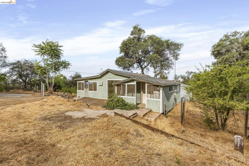 9774 Mormon Creek Rd., Sonora, CA 95370