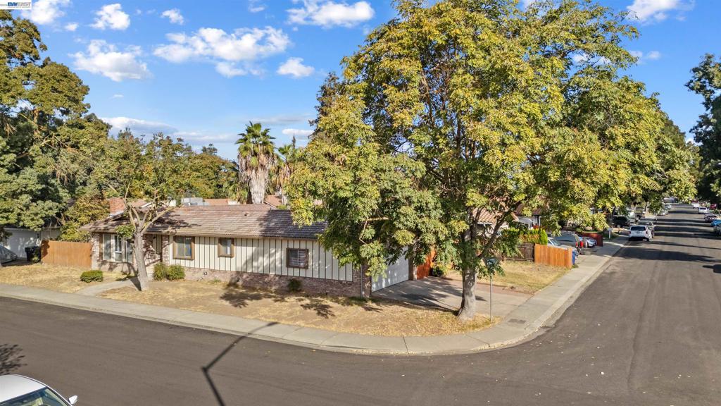 2709 Albion Way, Modesto, CA 95358