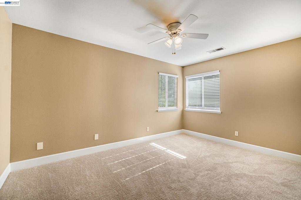2034 Wrenwood Ave, Clovis, CA 93611
