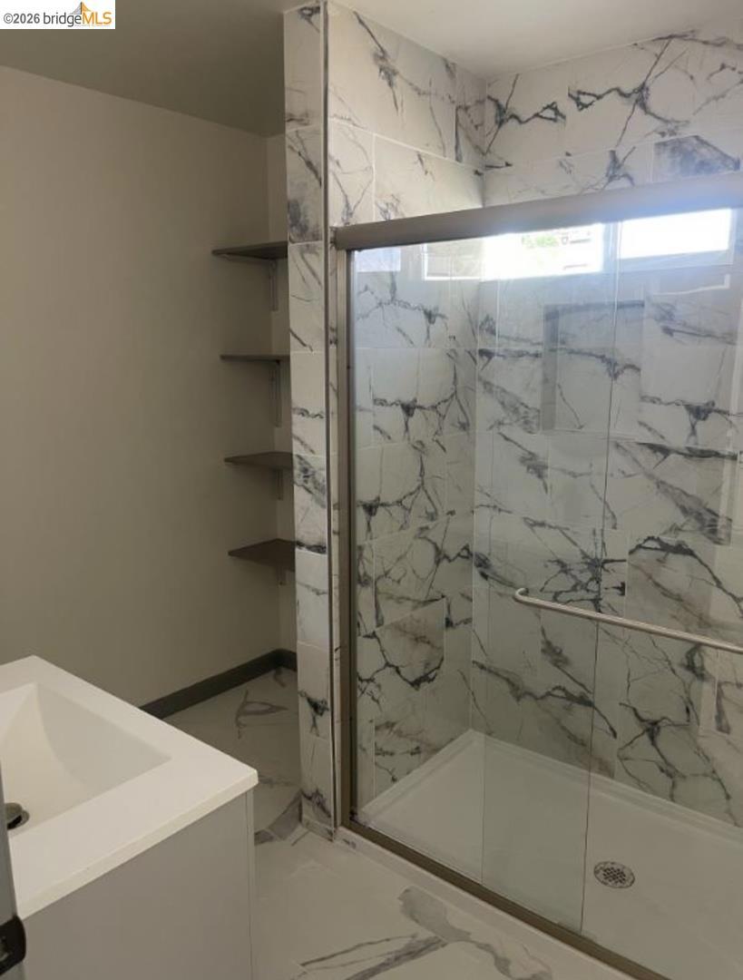 1508 Victoria DR, Modesto, CA 95351