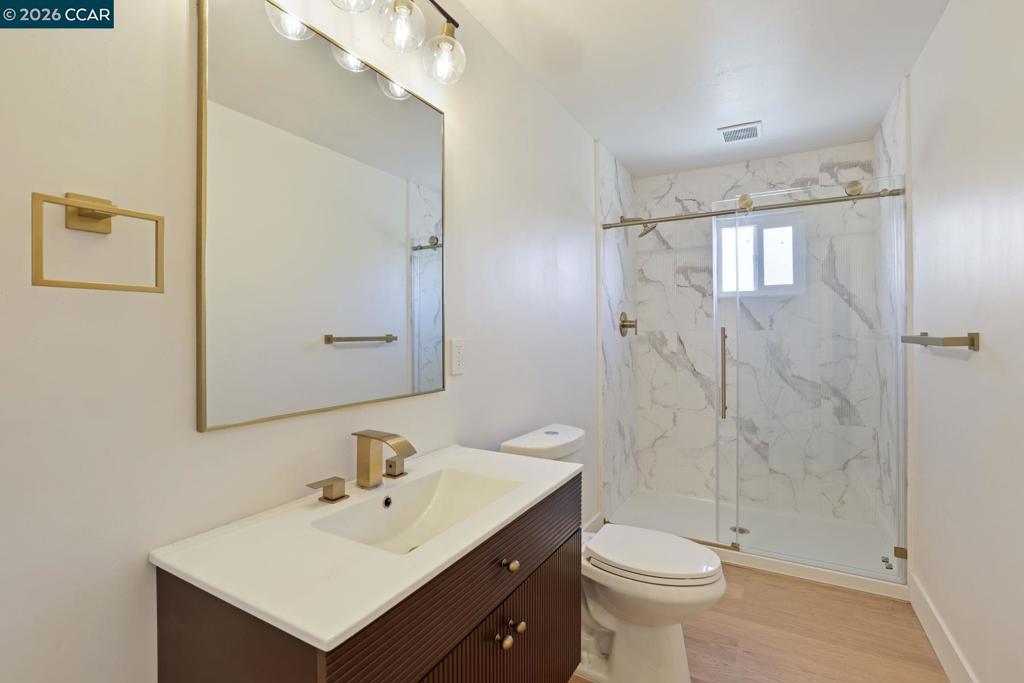 300 Pueblo Ave, Modesto, CA 95351