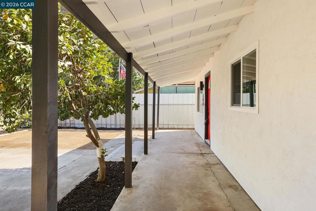 300 Pueblo Ave, Modesto, CA 95351