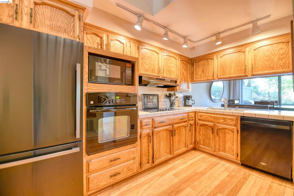 12707 Junipero Serra, Groveland, CA 95321-9300