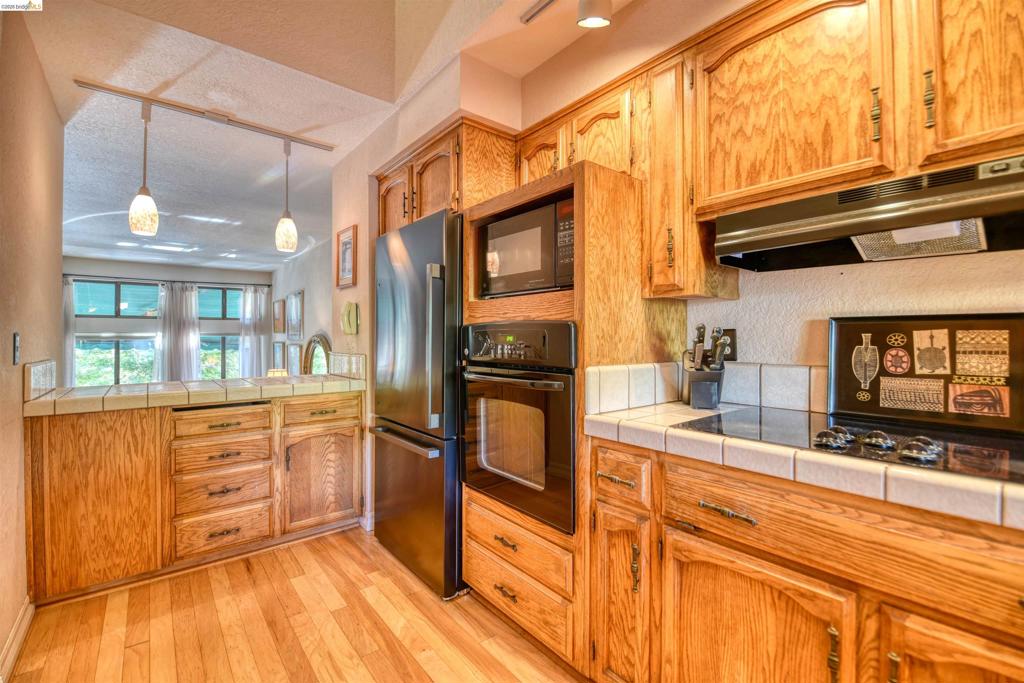 12707 Junipero Serra, Groveland, CA 95321-9300