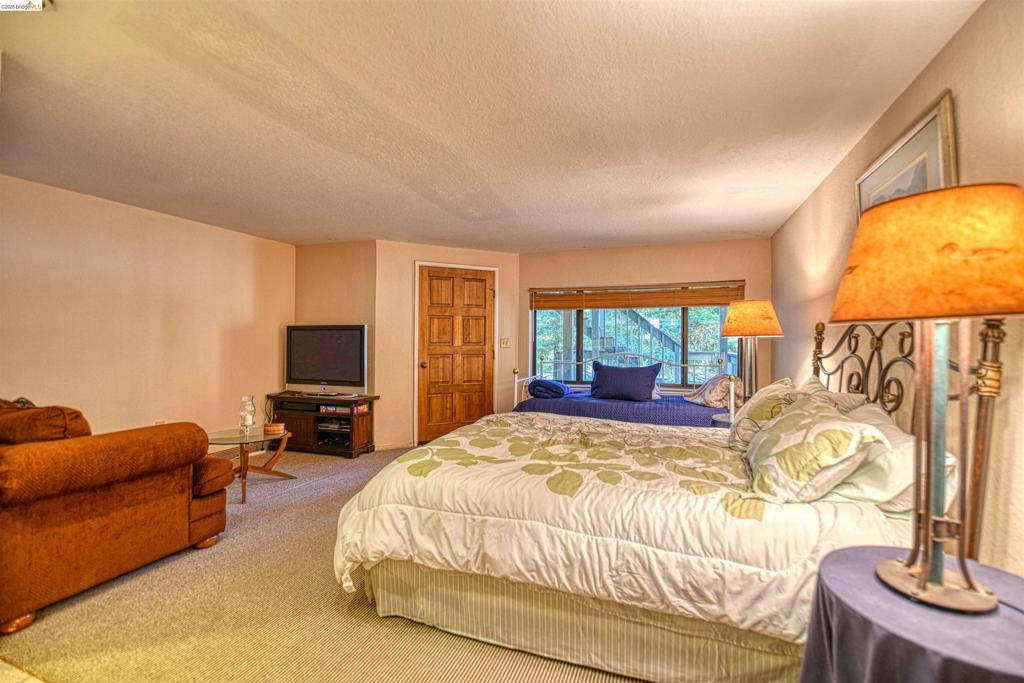 12707 Junipero Serra, Groveland, CA 95321-9300