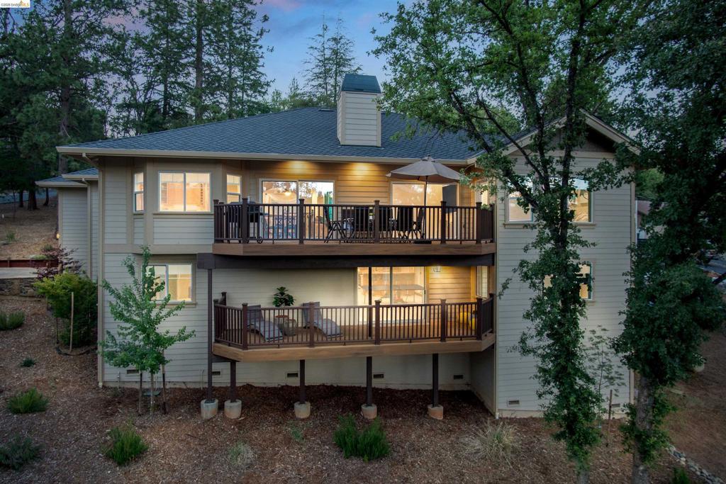 20145 Pleasantview Dr, Groveland, CA 95321-9587