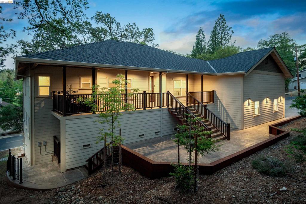 20145 Pleasantview Dr, Groveland, CA 95321-9587