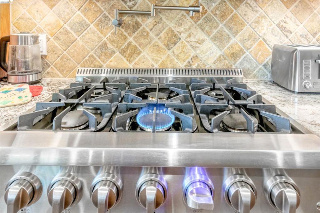 20145 Pleasantview Dr, Groveland, CA 95321-9587