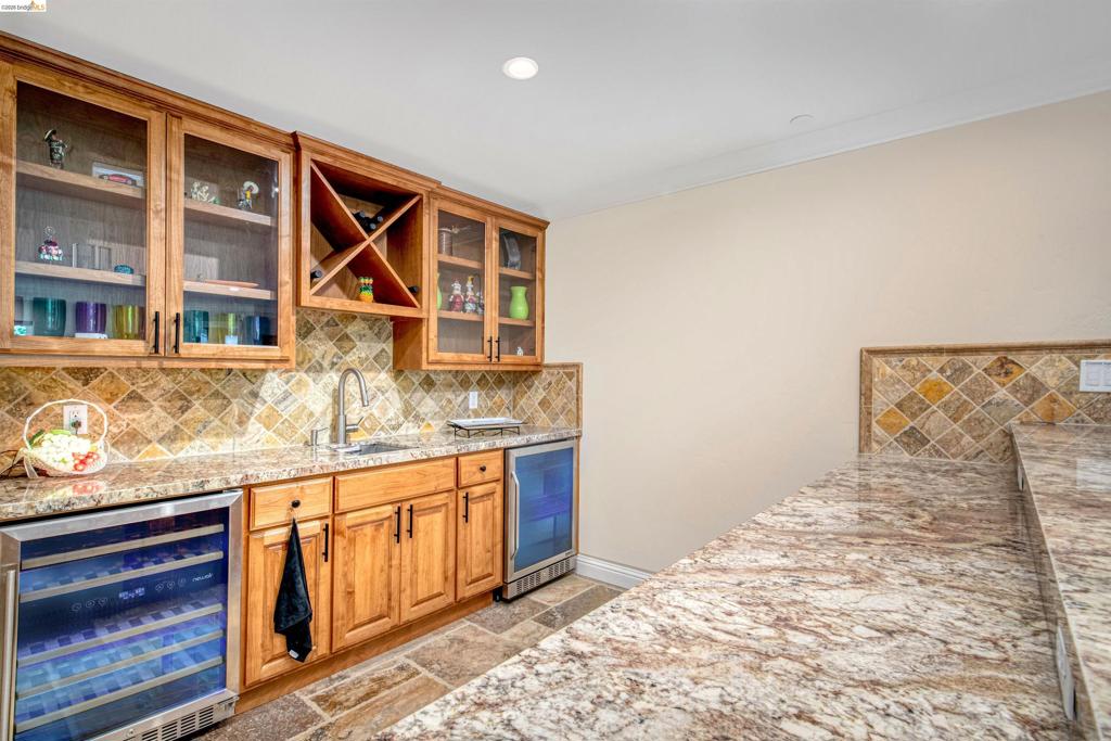 20145 Pleasantview Dr, Groveland, CA 95321-9587