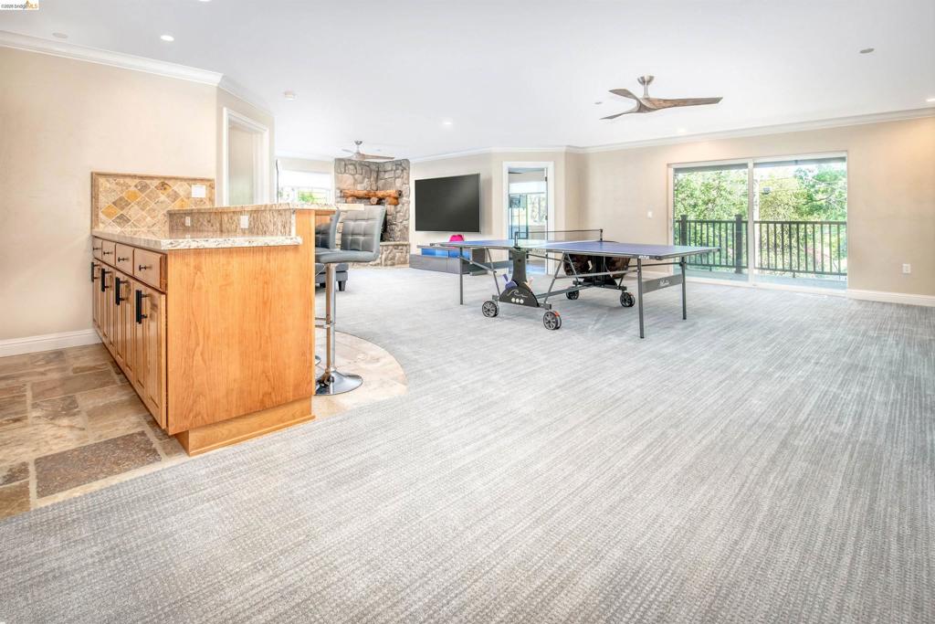 20145 Pleasantview Dr, Groveland, CA 95321-9587