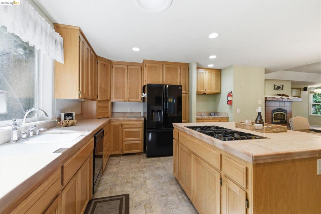 25149 Abraham St., Long Barn, CA 95335