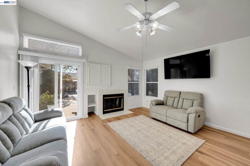 4568 Carnegie Ln, Brentwood (CC), CA 94513