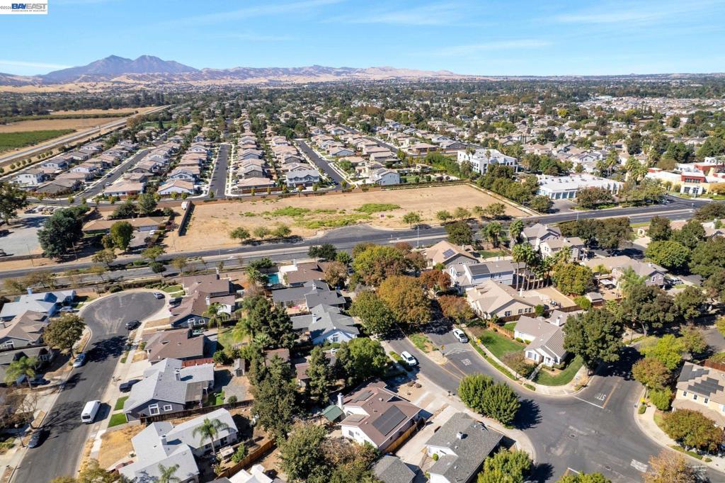 4568 Carnegie Ln, Brentwood (CC), CA 94513