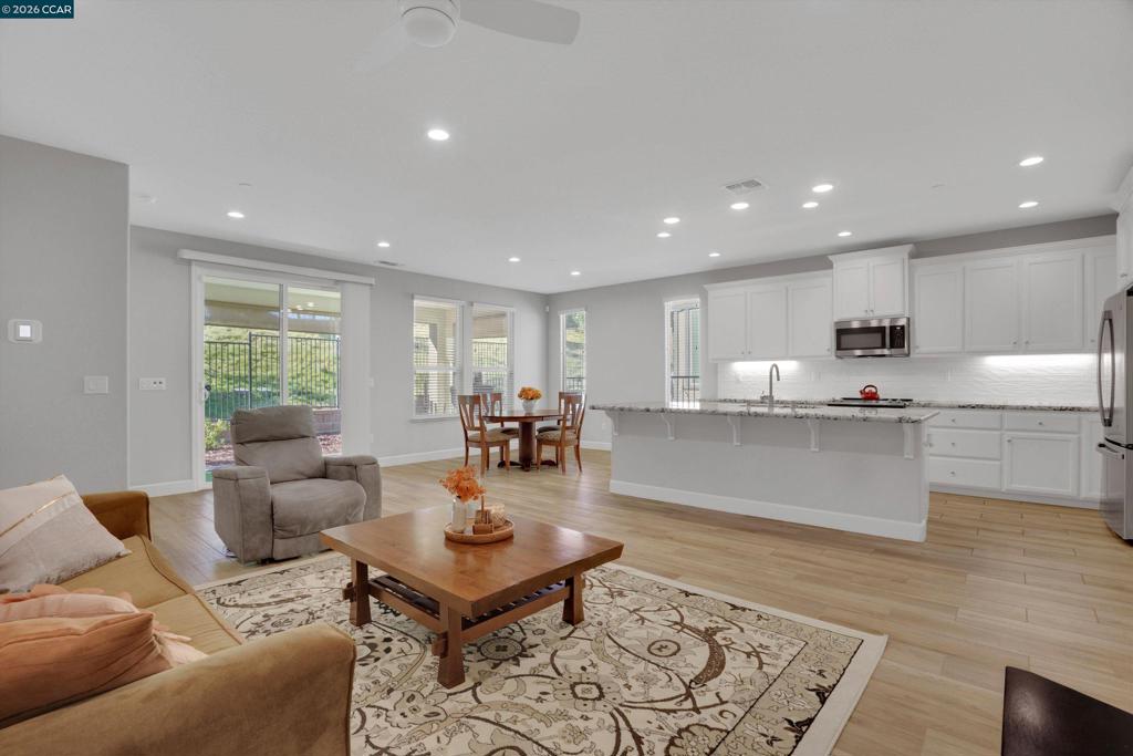1546 Spumante Ln, Brentwood (CC), CA 94513