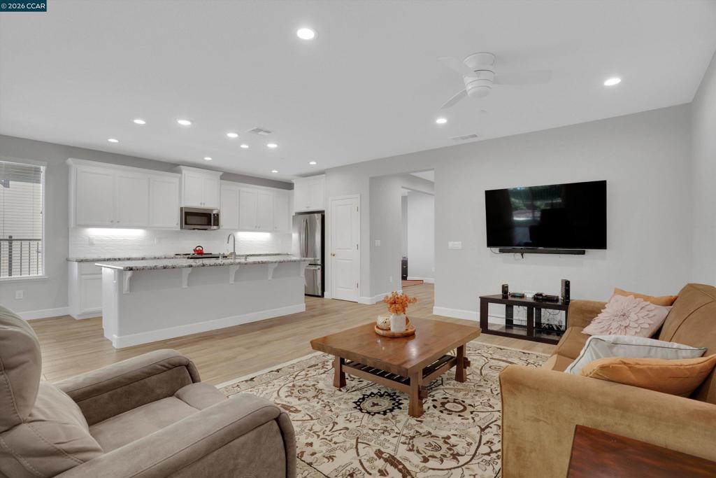1546 Spumante Ln, Brentwood (CC), CA 94513