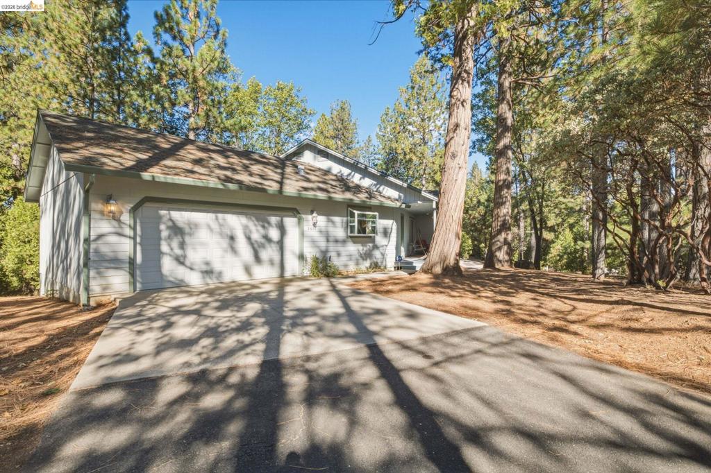 24076 S Bear Clover Ct., Sonora, CA 95370