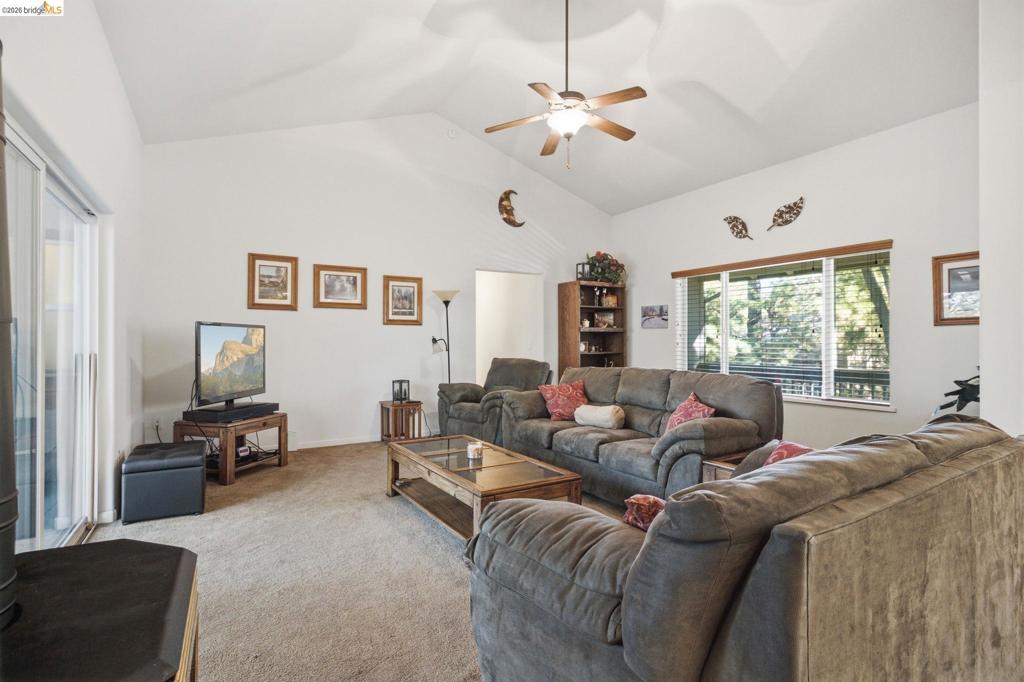 24076 S Bear Clover Ct., Sonora, CA 95370