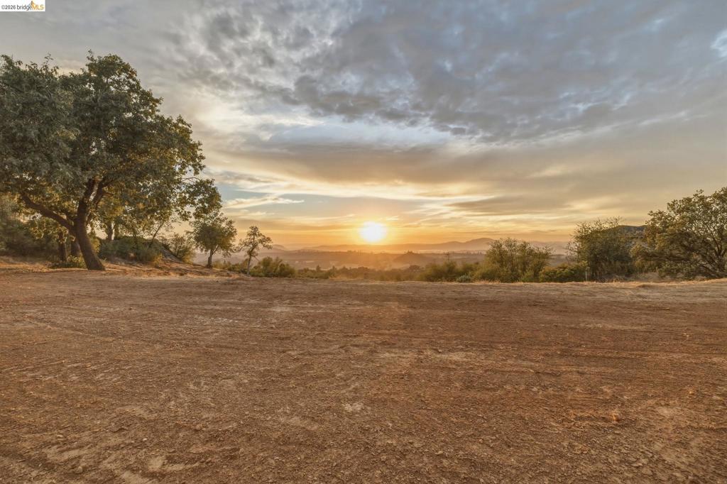 19886 Villa Dr, Sonora, CA 95370