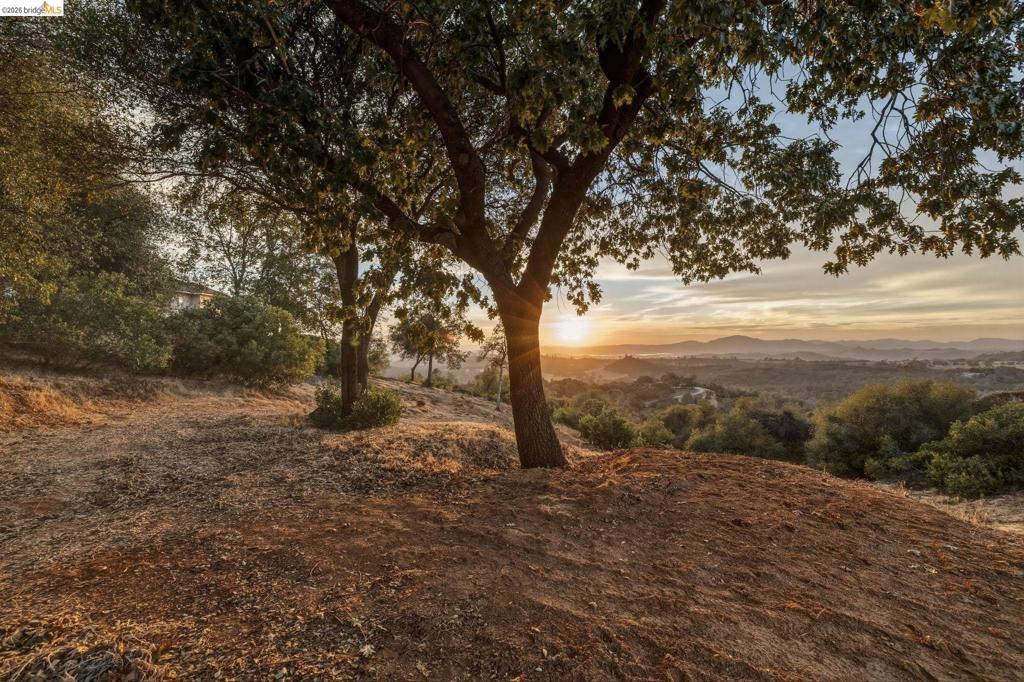 19886 Villa Dr, Sonora, CA 95370